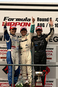 fn_r06_r2_podium