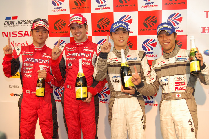 2008年ドライバーズチャンピオン記者会見にて、両クラスのドライバー