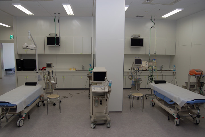 メディカルセンターは、1コーナーよりからピットビルの最終コーナー側に移された