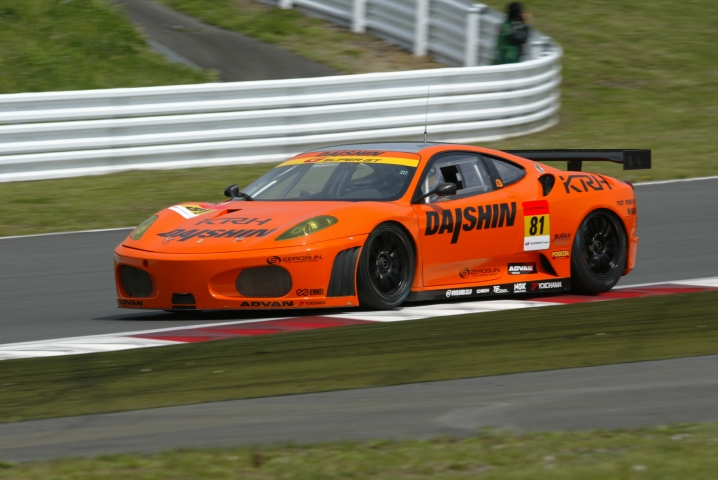 GT300の公式練習トップはダイシンフェラーリだ。