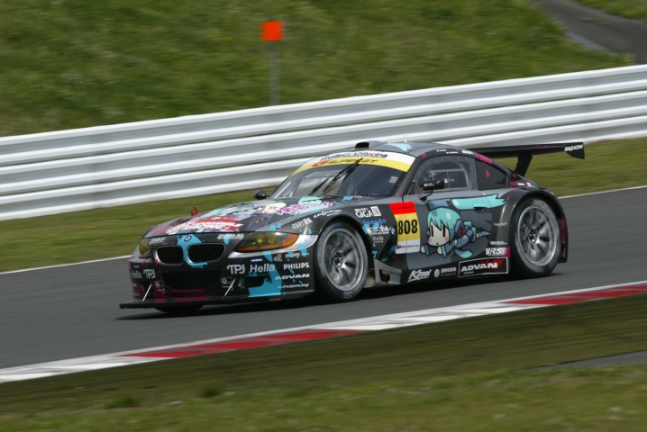 少しづつ、だが着実に進化しつつある808号車。ついに予選突破を達成した。