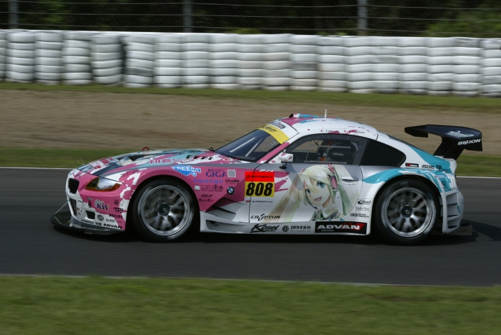 毎回のように予選通過が課題となっている初音ミクZ4。今回もなんとか決勝出走にこぎつけた