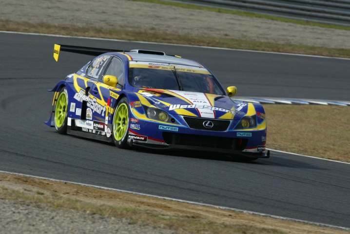 ポイントリーダーのウェッズスポーツが予選1回目トップ