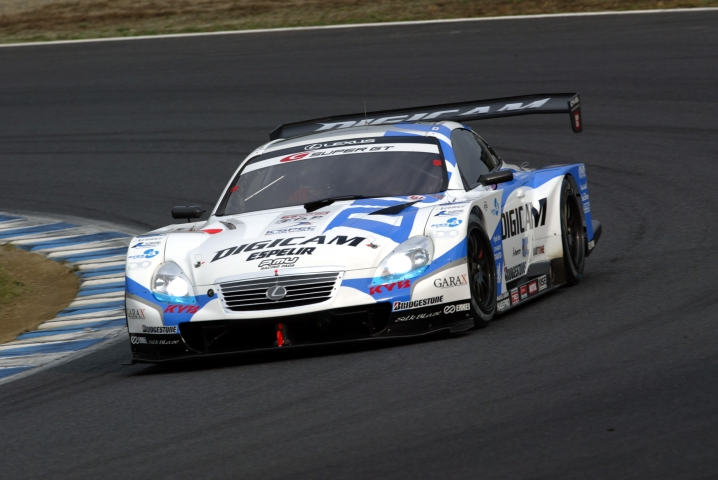 まさかのトラブルで最後尾スタートのKRAFT SCがトップタイムを記録。決勝では大暴れしてくれそうだ