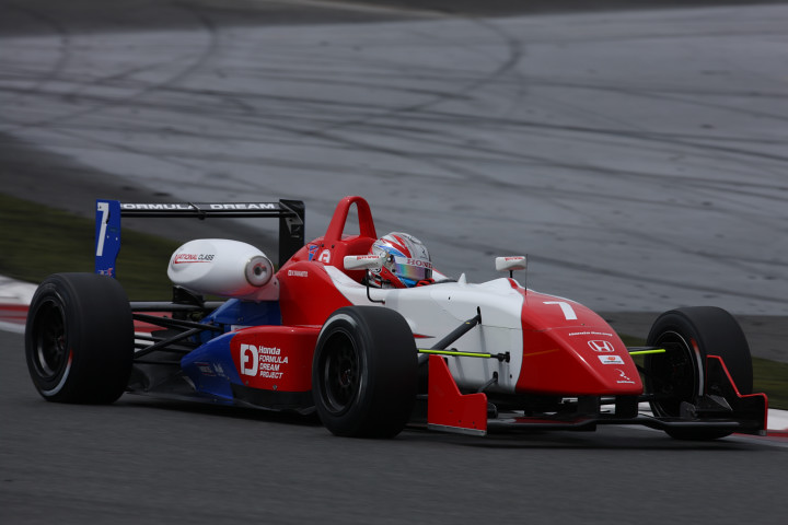 2009 F3マシンラインナップ No.7 山本尚貴（HFDP RACING）