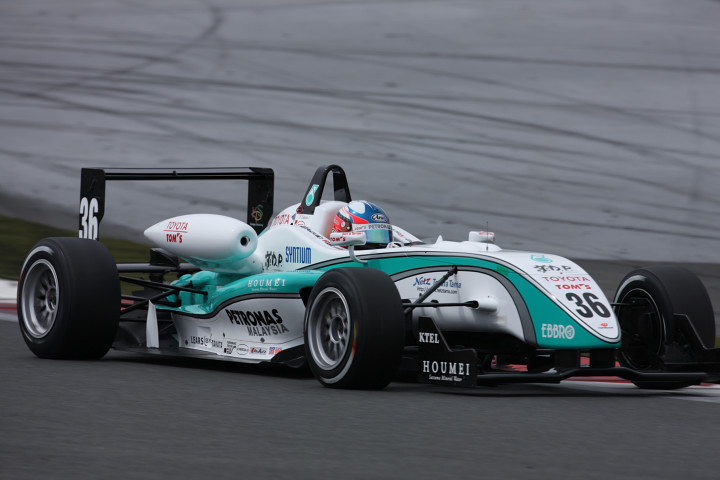 2009 F3マシンラインナップ No.36 井口卓人（PETRONAS TOM'S F308）