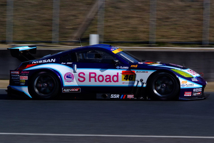 2009 SUPER GTマシンLineup(GT300): CarNo.46 エスロード MOLA Z