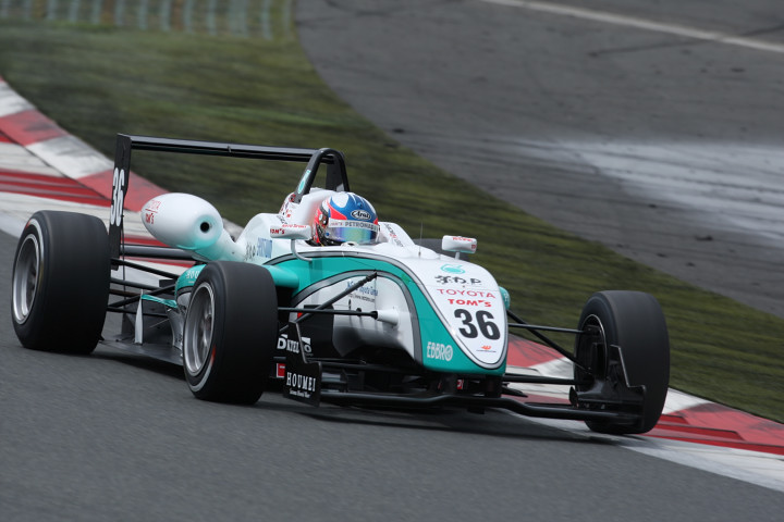 新外国人には負けない、意地のポールは2年目井口卓人（PETORONAS TEAM TOM'S）