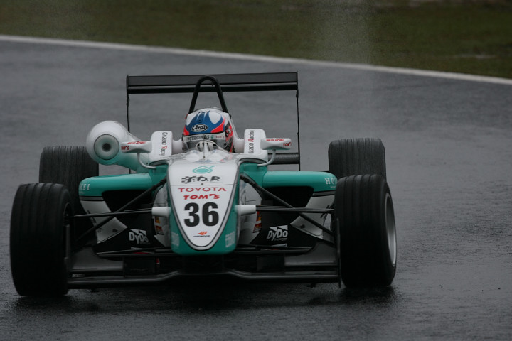 公式予選: 開幕から連勝中の井口卓人は予選総合6位と出遅れた