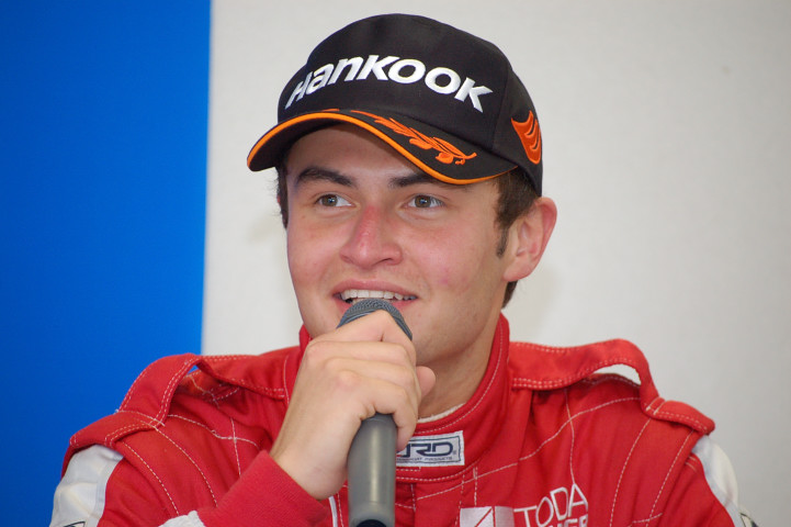 決勝記者会見にて: Cクラス3位のケイ･コッツォリーノ（戸田）