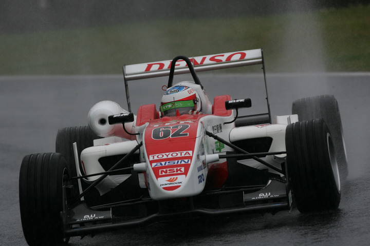 公式予選: 嵯峨宏紀は総合の3位、Cクラス2位