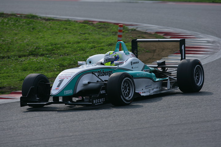 2位に入ったのはマーカス・エリクソン（トムス）