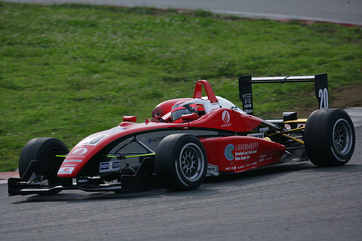 ポールシッターだったアレキサンドラ・インペラトーリ（アチーブメント）は惜しくも決勝2位