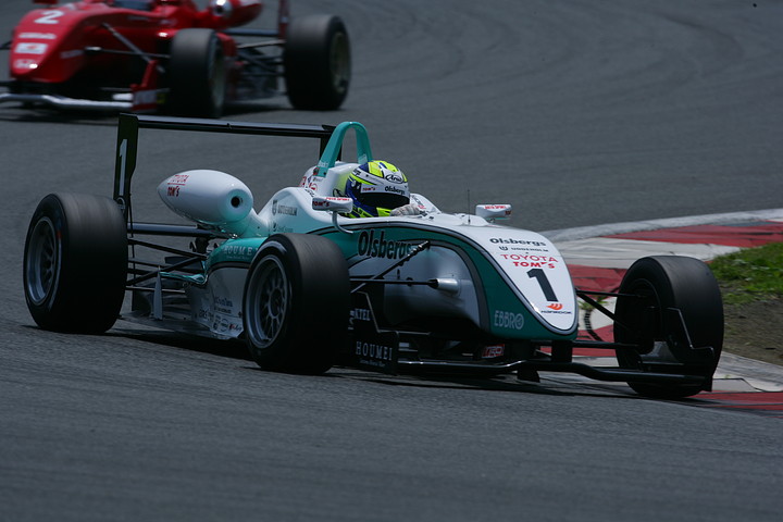 Cクラスポールポジションはマーカス・エリクソン（トムス）