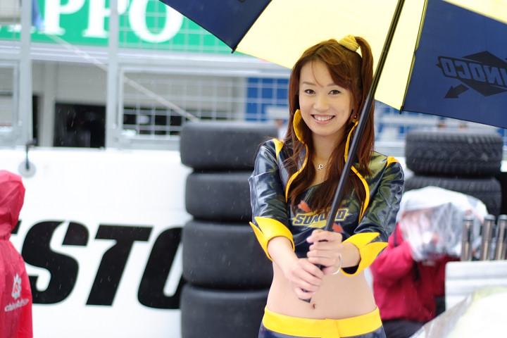 スターティンググリッドにて: キャンペーンギャル（その1）