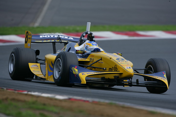 自身最上位の予選2位に着けた石浦宏明（ルマン）