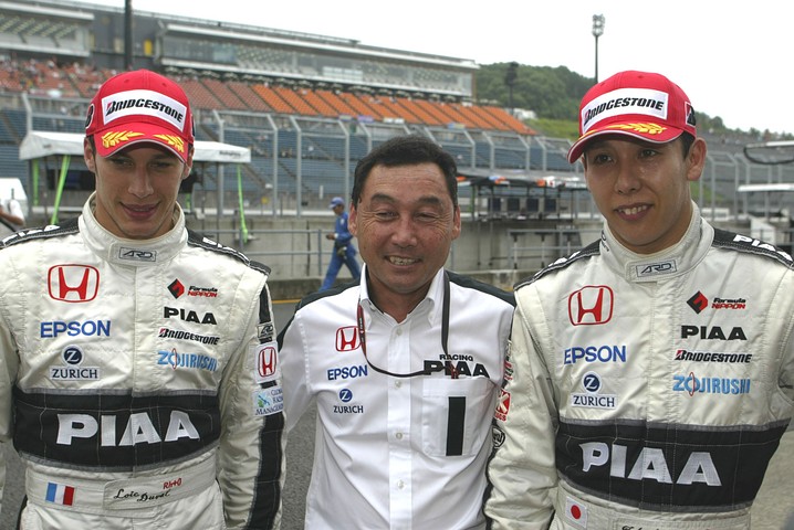 またも予選で1-2を決めたナカジマレーシングの2人と中嶋悟監督