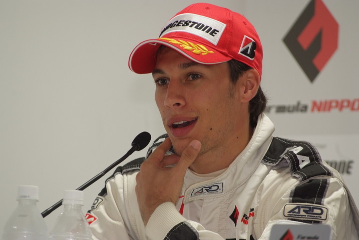 予選記者会見: ロイック・デュバル（ナカジマ）