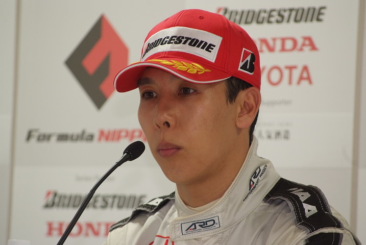 予選記者会見: 小暮卓史（ナカジマ）