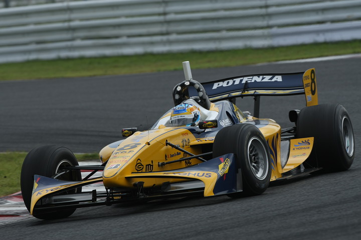 予選8位からスタートする石浦宏明（ルマン）は、日曜朝のフリー走行でトップタイム