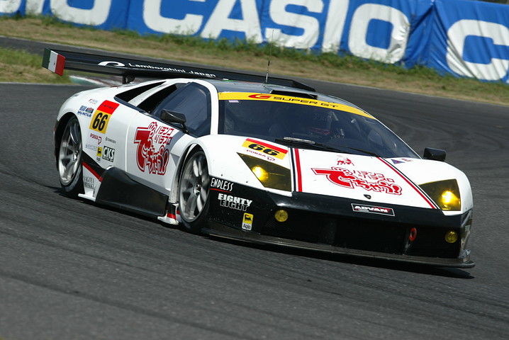 朝のフリー走行でGT300のトップタイムは、triple a ﾑﾙｼｪ RG-1（山西康司／余郷敦組）