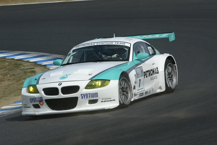 スピードは今年も健在、ST1クラスのPPはPETRONAS SYNTIUM BMW Z4M（谷口／柳田／ハイルマン組）