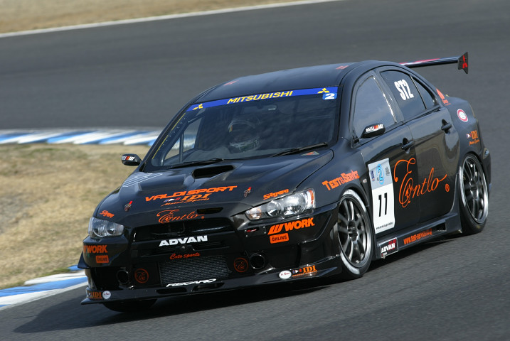 ST2クラスのポールはTSRPランサーEVOX（佐々木／菊池組）