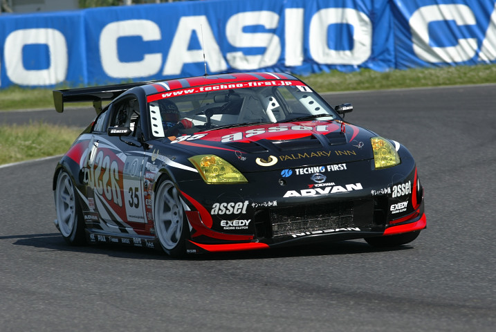 フリー走行ST1トップタイムは、asset.テクノファーストZ（前嶋秀司／佐々木雅弘／藤井誠暢組）