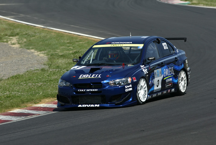 ST2クラス優勝は、ENDLESS ADVAN CS･X（峰尾恭輔／山田英二／村田信博組）