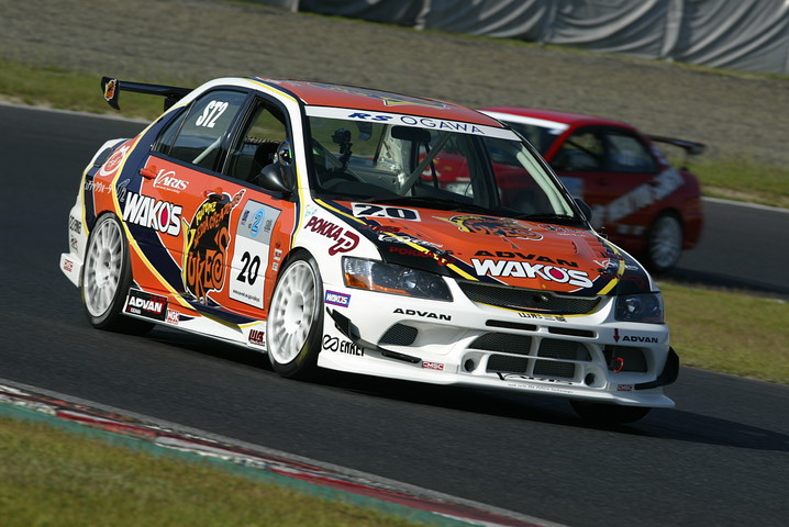 ST2クラス優勝は、RSオガワユークスADVANランサー（阪口良平／谷口行規／小川日出生組）