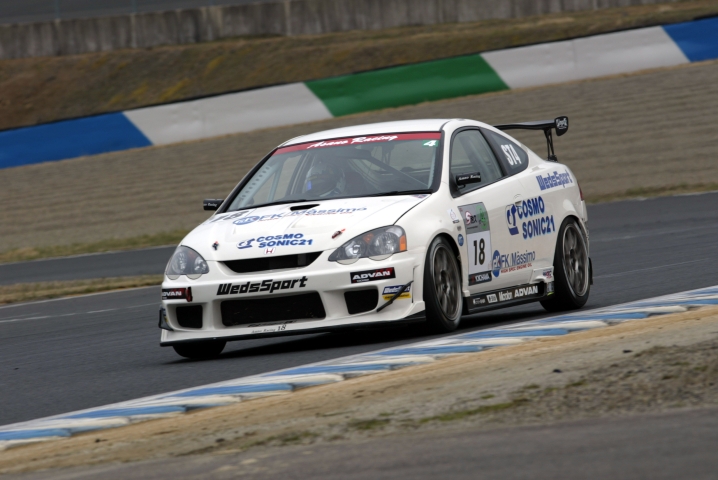 混戦のST4クラス。生き残ったのは#18インテグラ