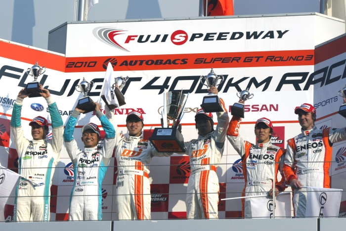 GT500クラスの暫定表彰式