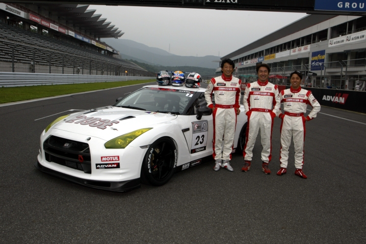 今回参戦するニッサンGT-R。ドライバーは影山正美、田中哲也、星野一樹の3名だ