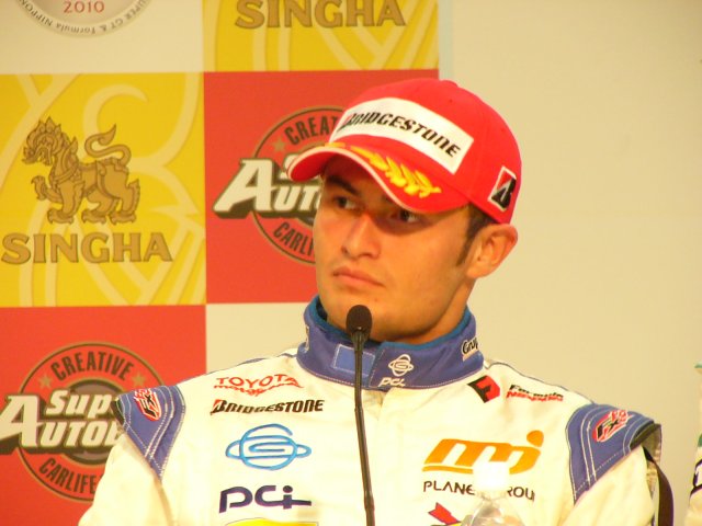 フォーミュラニッポン第1レースのポールはケイ･コッツォリーノ