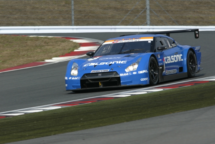 第2レースのポールを獲得した松田次生の駆る#12カルソニックGT-R