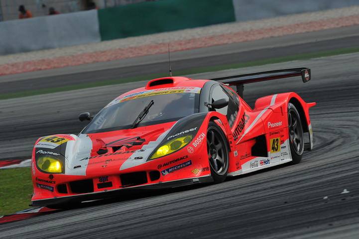 GT300クラス決勝2位は、ARTA Garaiya（新田守男／高木真一組）