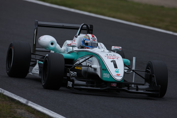 Cクラスポールポジションは、国本雄資（トムス）