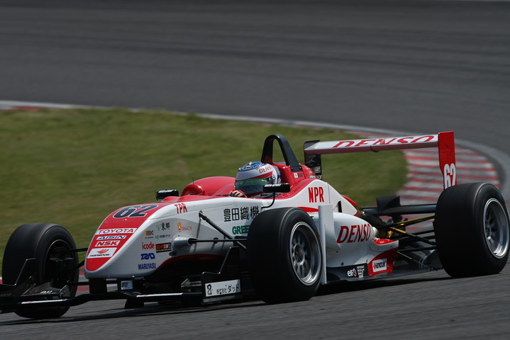 F3初優勝はならず。2位の嵯峨宏紀（ルボーセ）