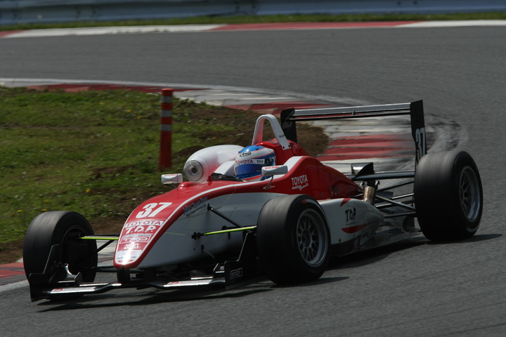 Nクラス２位は、蒲生尚弥（トムス）