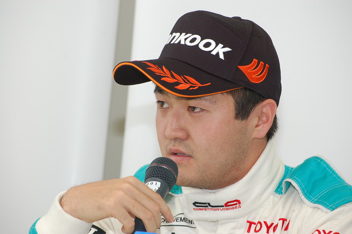 決勝記者会見: Cクラス3位のラファエル・スズキ（トムス）