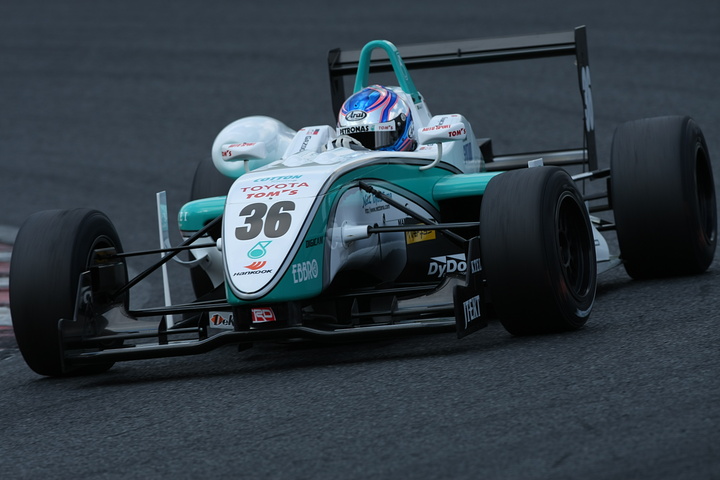 公式予選2位はラファエル・スズキ（トムス）