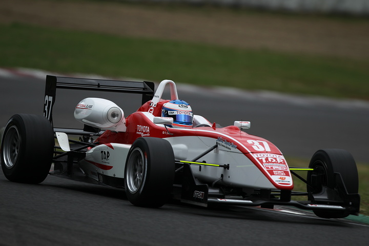 Nクラスポールポジションは、蒲生尚弥（トムス）