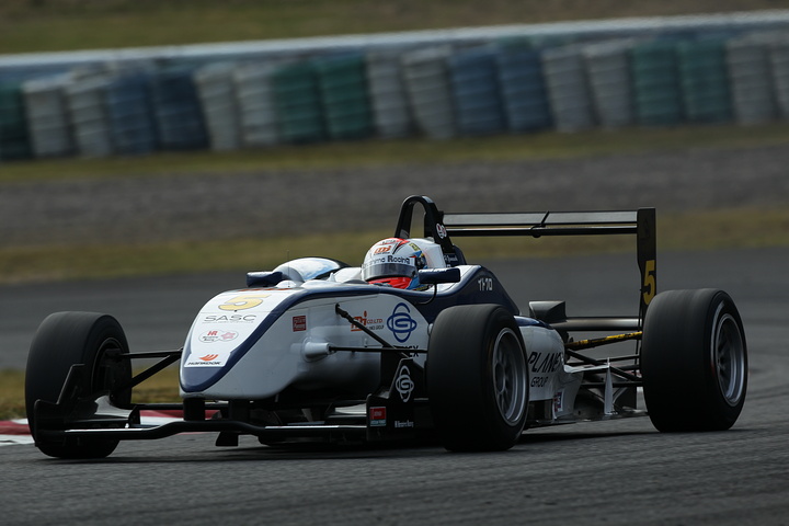 決勝2位は、山内英輝（ハナシマ）