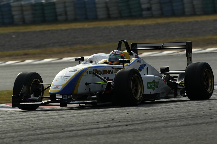 Nクラス優勝は、千代勝正（ルボーセ）