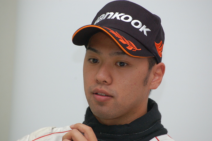 決勝記者会見: Nクラス3位の黒田吉隆（アチーブメント）