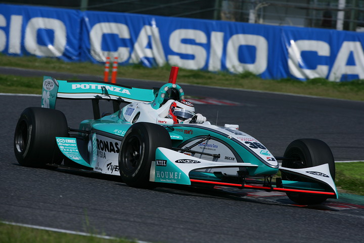 日曜朝のフリー走行で2番手タイムは、アンドレ・ロッテラー（トムス）