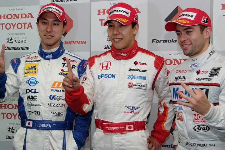 予選記者会見にて: 暫定結果による上位3名のドライバーたち