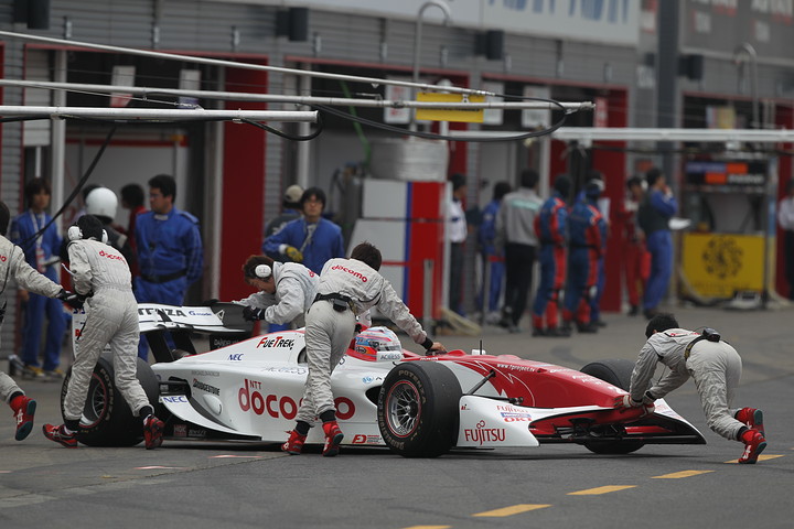 フリー走行2回目: トップタイムは伊沢拓也（ダンデライアン）