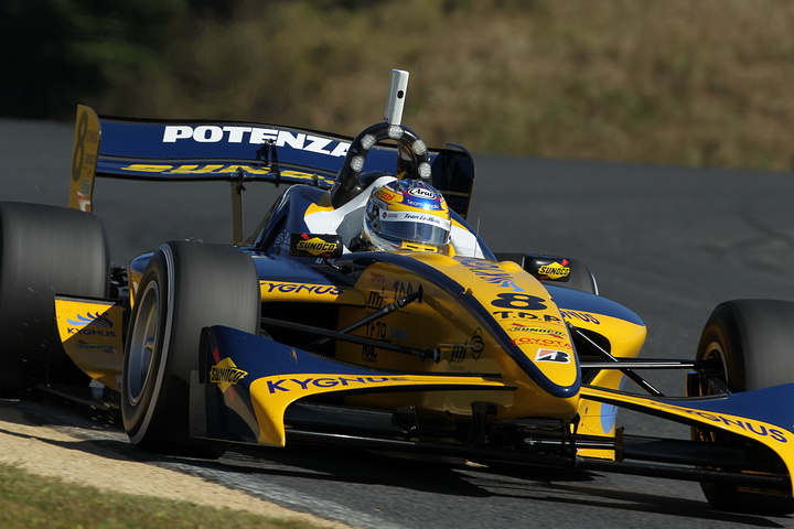 フリー走行2回目: 2位は石浦宏明（ルマン）