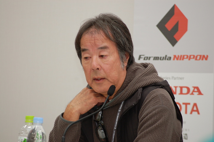 第2レース決勝記者会見: 優勝チーム監督の星野一義氏（インパル）